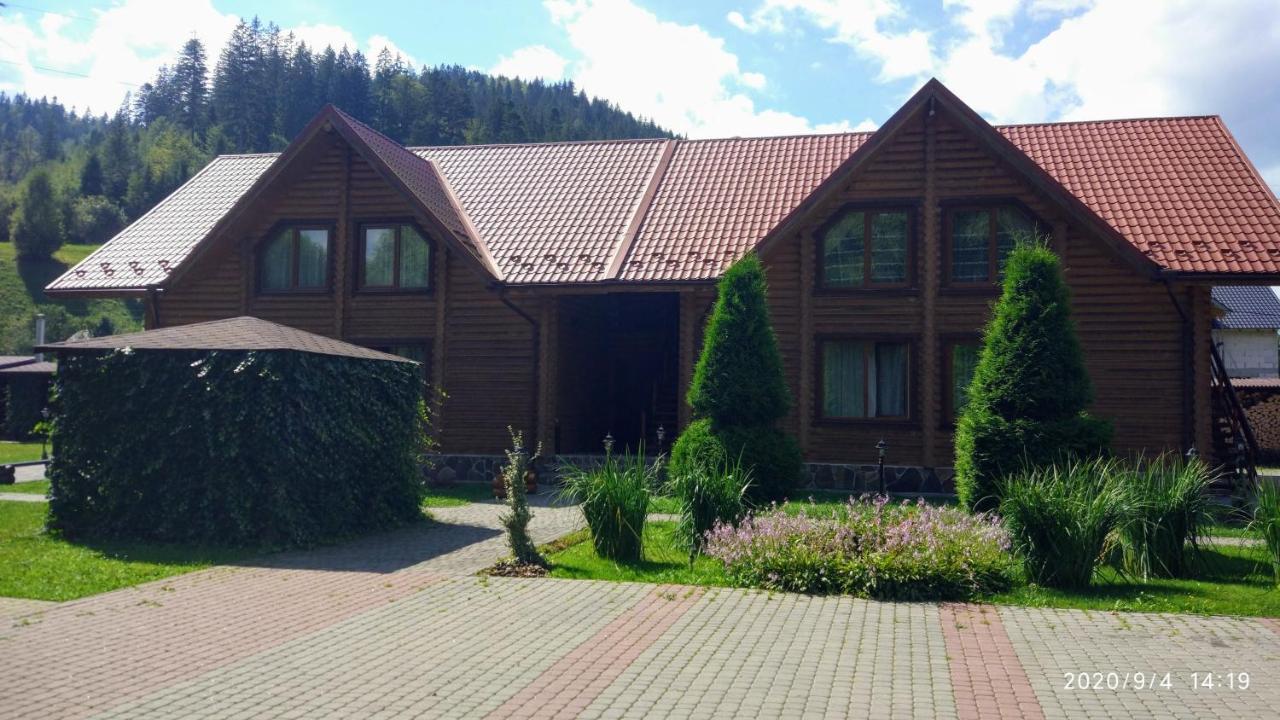 Mini Hotel Zakrut Tatariv Exterior foto