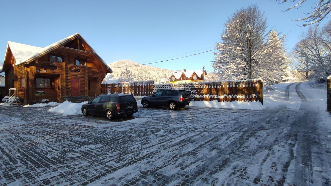 Mini Hotel Zakrut Tatariv Exterior foto