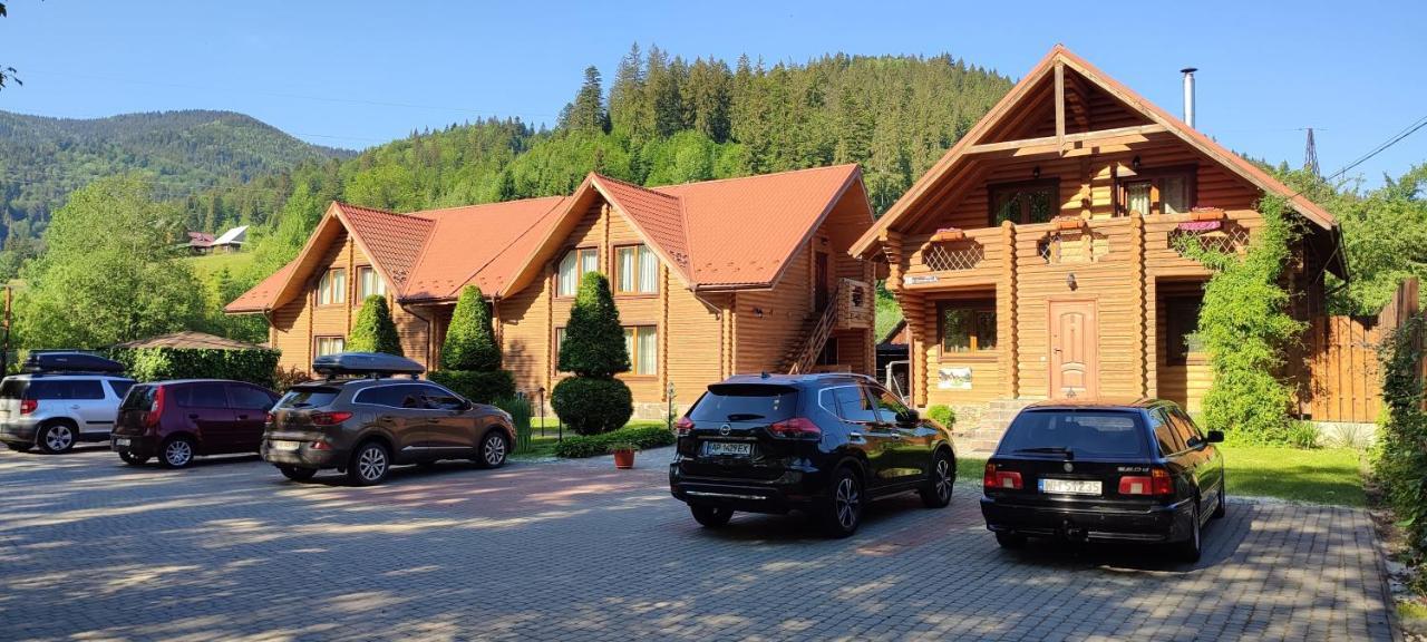 Mini Hotel Zakrut Tatariv Exterior foto